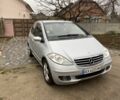 Серый Мерседес А класс, объемом двигателя 2 л и пробегом 235 тыс. км за 5650 $, фото 1 на Automoto.ua
