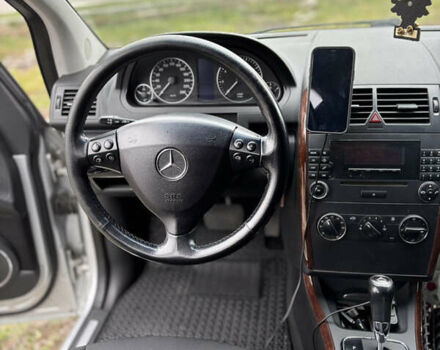 Сірий Мерседес А клас, об'ємом двигуна 2 л та пробігом 245 тис. км за 5900 $, фото 10 на Automoto.ua