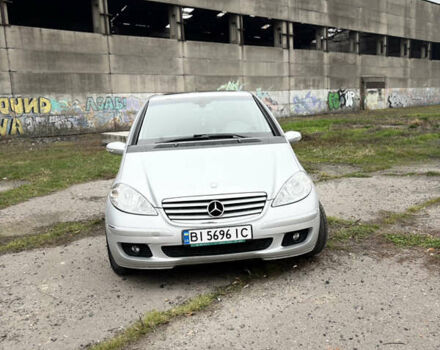 Сірий Мерседес А клас, об'ємом двигуна 2 л та пробігом 245 тис. км за 5900 $, фото 1 на Automoto.ua