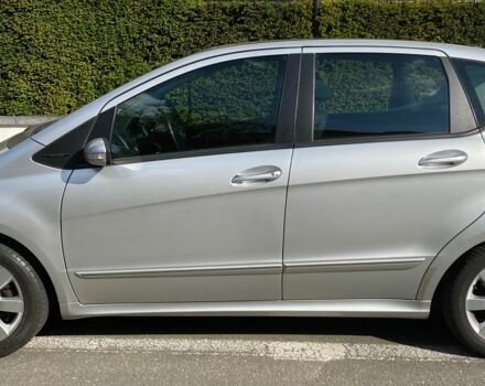 Серый Мерседес А класс, объемом двигателя 1.99 л и пробегом 288 тыс. км за 3600 $, фото 9 на Automoto.ua