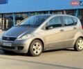 Серый Мерседес А класс, объемом двигателя 2 л и пробегом 286 тыс. км за 5000 $, фото 3 на Automoto.ua