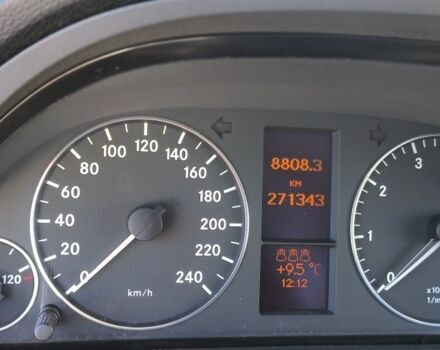 Серый Мерседес А класс, объемом двигателя 1.5 л и пробегом 271 тыс. км за 5500 $, фото 5 на Automoto.ua