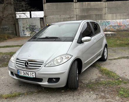 Сірий Мерседес А клас, об'ємом двигуна 2 л та пробігом 245 тис. км за 5900 $, фото 3 на Automoto.ua