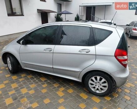 Сірий Мерседес А клас, об'ємом двигуна 1.99 л та пробігом 240 тис. км за 5000 $, фото 9 на Automoto.ua