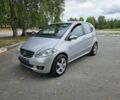 Сірий Мерседес А клас, об'ємом двигуна 2 л та пробігом 350 тис. км за 2388 $, фото 1 на Automoto.ua