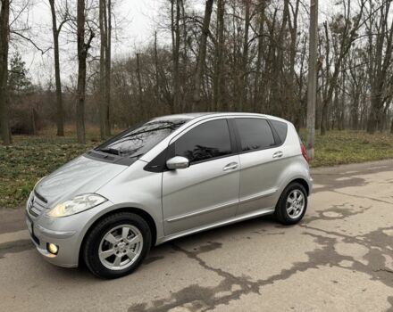 Серый Мерседес А класс, объемом двигателя 2 л и пробегом 185 тыс. км за 5500 $, фото 6 на Automoto.ua