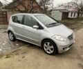 Серый Мерседес А класс, объемом двигателя 2 л и пробегом 235 тыс. км за 5650 $, фото 1 на Automoto.ua