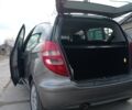 Сірий Мерседес А клас, об'ємом двигуна 2 л та пробігом 310 тис. км за 5000 $, фото 2 на Automoto.ua