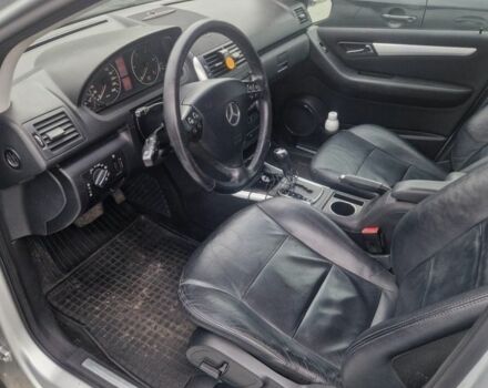 Серый Мерседес А класс, объемом двигателя 2 л и пробегом 230 тыс. км за 2568 $, фото 5 на Automoto.ua