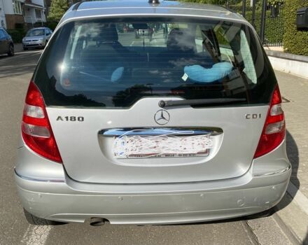 Серый Мерседес А класс, объемом двигателя 1.99 л и пробегом 288 тыс. км за 3600 $, фото 4 на Automoto.ua