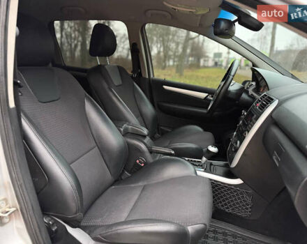 Серый Мерседес А класс, объемом двигателя 2 л и пробегом 187 тыс. км за 5500 $, фото 76 на Automoto.ua