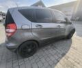 Сірий Мерседес А клас, об'ємом двигуна 2 л та пробігом 194 тис. км за 5232 $, фото 4 на Automoto.ua