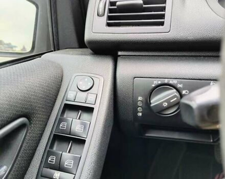 Серый Мерседес А класс, объемом двигателя 2 л и пробегом 192 тыс. км за 5299 $, фото 12 на Automoto.ua