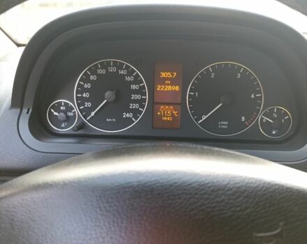 Сірий Мерседес А клас, об'ємом двигуна 2 л та пробігом 332 тис. км за 4850 $, фото 2 на Automoto.ua