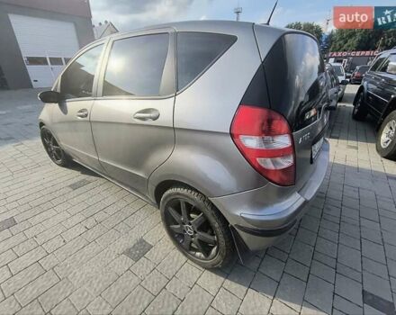 Серый Мерседес А класс, объемом двигателя 2 л и пробегом 192 тыс. км за 5299 $, фото 3 на Automoto.ua