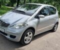 Сірий Мерседес А клас, об'ємом двигуна 2 л та пробігом 255 тис. км за 6800 $, фото 5 на Automoto.ua
