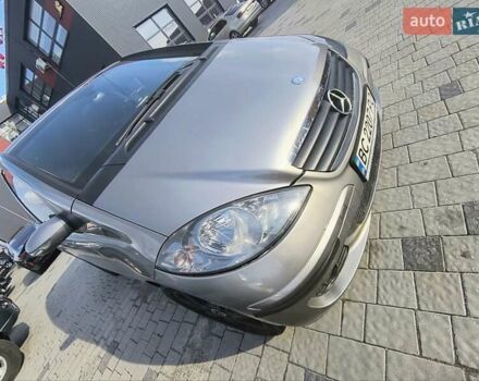 Серый Мерседес А класс, объемом двигателя 2 л и пробегом 192 тыс. км за 5299 $, фото 4 на Automoto.ua