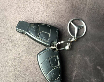 Сірий Мерседес А клас, об'ємом двигуна 2 л та пробігом 286 тис. км за 3600 $, фото 1 на Automoto.ua