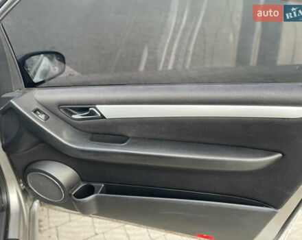 Сірий Мерседес А клас, об'ємом двигуна 2 л та пробігом 286 тис. км за 3600 $, фото 10 на Automoto.ua