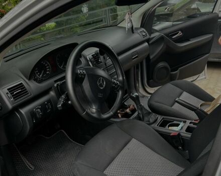 Серый Мерседес А класс, объемом двигателя 1.5 л и пробегом 220 тыс. км за 3500 $, фото 6 на Automoto.ua