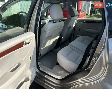 Серый Мерседес А класс, объемом двигателя 1.7 л и пробегом 154 тыс. км за 5800 $, фото 13 на Automoto.ua