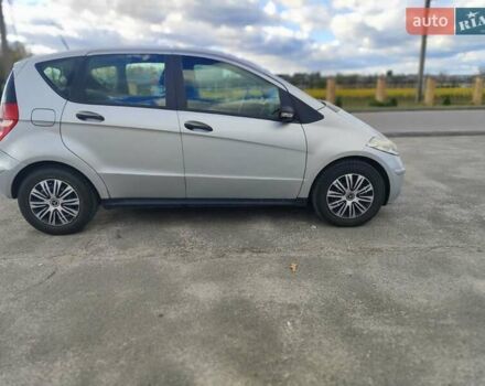 Серый Мерседес А класс, объемом двигателя 2 л и пробегом 320 тыс. км за 3700 $, фото 15 на Automoto.ua