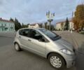 Серый Мерседес А класс, объемом двигателя 1.7 л и пробегом 163 тыс. км за 6000 $, фото 1 на Automoto.ua