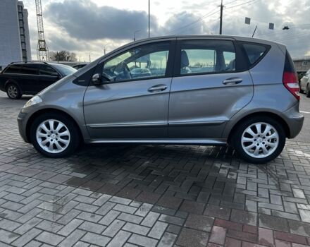 Серый Мерседес А класс, объемом двигателя 1.7 л и пробегом 154 тыс. км за 5800 $, фото 3 на Automoto.ua