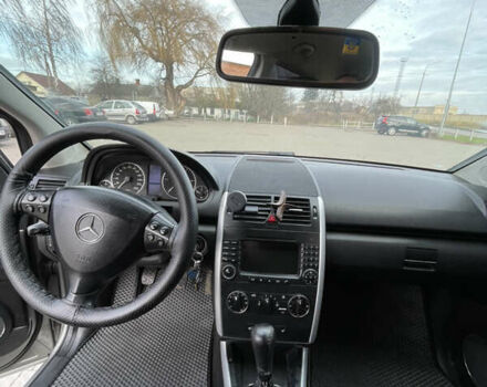 Сірий Мерседес А клас, об'ємом двигуна 2 л та пробігом 286 тис. км за 3600 $, фото 8 на Automoto.ua