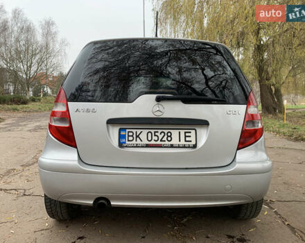 Серый Мерседес А класс, объемом двигателя 2 л и пробегом 184 тыс. км за 6100 $, фото 7 на Automoto.ua