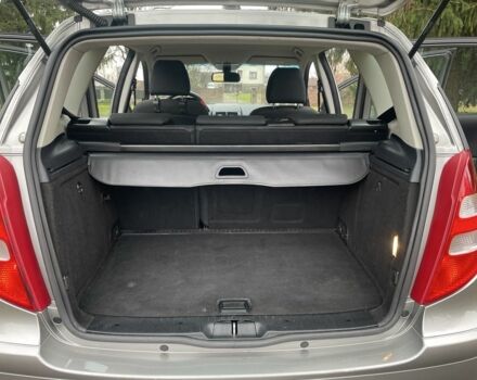 Сірий Мерседес А клас, об'ємом двигуна 2 л та пробігом 200 тис. км за 3513 $, фото 19 на Automoto.ua