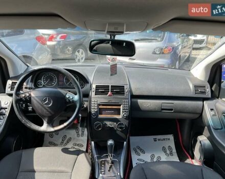 Сірий Мерседес А клас, об'ємом двигуна 1.7 л та пробігом 201 тис. км за 5900 $, фото 16 на Automoto.ua