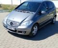 Серый Мерседес А класс, объемом двигателя 2 л и пробегом 260 тыс. км за 3500 $, фото 1 на Automoto.ua