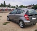 Серый Мерседес А класс, объемом двигателя 2 л и пробегом 280 тыс. км за 5799 $, фото 1 на Automoto.ua