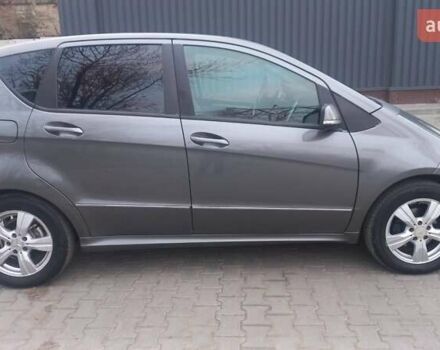 Серый Мерседес А класс, объемом двигателя 1.99 л и пробегом 258 тыс. км за 5250 $, фото 7 на Automoto.ua