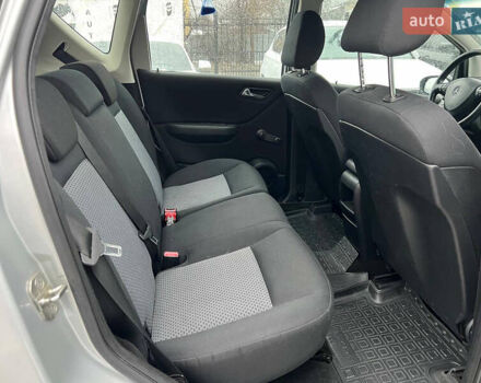 Сірий Мерседес А клас, об'ємом двигуна 2 л та пробігом 212 тис. км за 6300 $, фото 15 на Automoto.ua