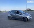 Сірий Мерседес А клас, об'ємом двигуна 1.99 л та пробігом 251 тис. км за 4050 $, фото 1 на Automoto.ua