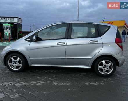 Сірий Мерседес А клас, об'ємом двигуна 1.7 л та пробігом 188 тис. км за 5500 $, фото 3 на Automoto.ua