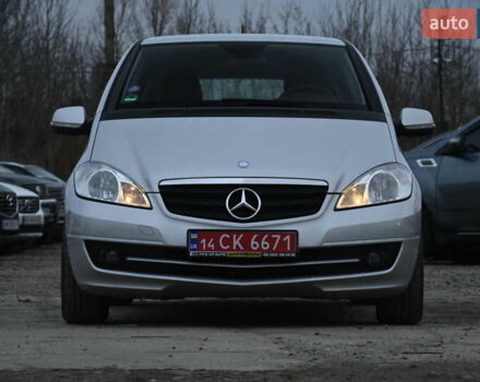 Сірий Мерседес А клас, об'ємом двигуна 1.7 л та пробігом 195 тис. км за 6999 $, фото 3 на Automoto.ua