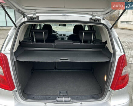 Серый Мерседес А класс, объемом двигателя 1.7 л и пробегом 241 тыс. км за 6500 $, фото 11 на Automoto.ua