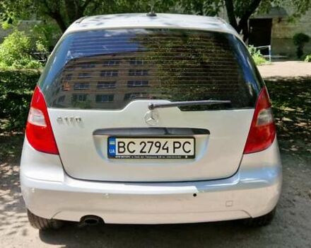 Сірий Мерседес А клас, об'ємом двигуна 1.7 л та пробігом 129 тис. км за 5500 $, фото 1 на Automoto.ua