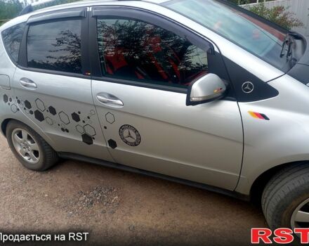 Серый Мерседес А класс, объемом двигателя 2 л и пробегом 265 тыс. км за 6800 $, фото 1 на Automoto.ua