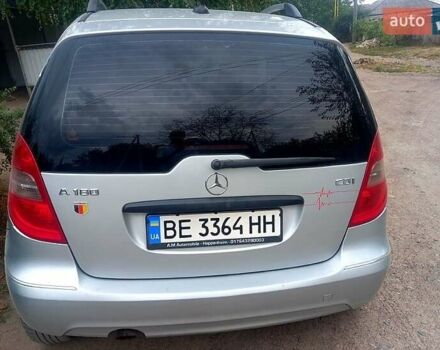 Серый Мерседес А класс, объемом двигателя 2 л и пробегом 265 тыс. км за 6800 $, фото 1 на Automoto.ua