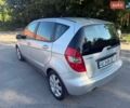Сірий Мерседес А клас, об'ємом двигуна 1.7 л та пробігом 132 тис. км за 6500 $, фото 2 на Automoto.ua