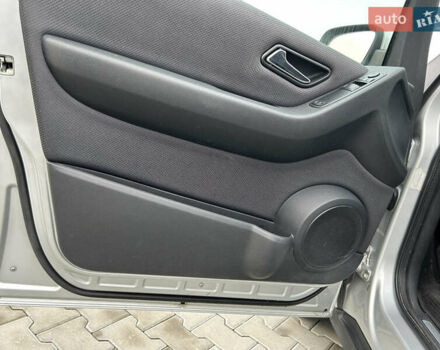 Серый Мерседес А класс, объемом двигателя 1.7 л и пробегом 241 тыс. км за 6500 $, фото 7 на Automoto.ua