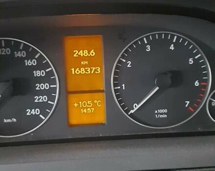 Серый Мерседес А класс, объемом двигателя 1.7 л и пробегом 168 тыс. км за 7099 $, фото 5 на Automoto.ua