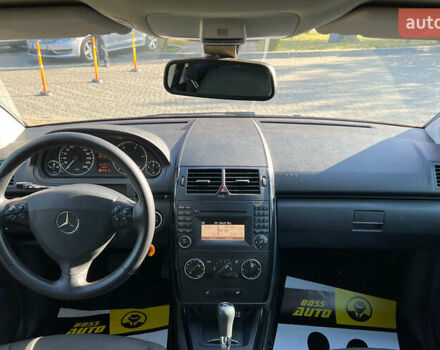 Серый Мерседес А класс, объемом двигателя 1.99 л и пробегом 225 тыс. км за 7999 $, фото 12 на Automoto.ua