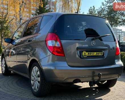 Серый Мерседес А класс, объемом двигателя 1.99 л и пробегом 225 тыс. км за 7999 $, фото 4 на Automoto.ua