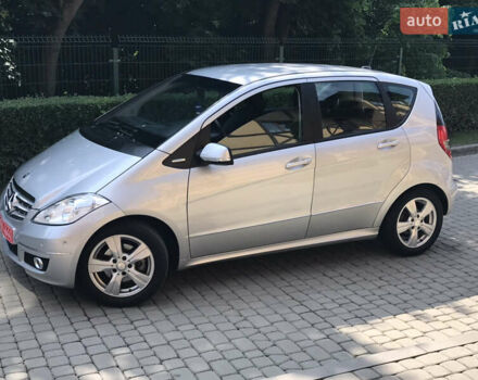 Мерседес А класс 2010 в Луцке на Automoto.ua Серый Мерседес А класс, объемом двигателя 1.6 л и пробегом 80 тыс. км за 9500 $, фото 93 на Automoto.ua