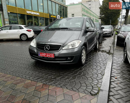 Серый Мерседес А класс, объемом двигателя 1.5 л и пробегом 140 тыс. км за 6300 $, фото 1 на Automoto.ua